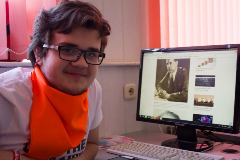 Фото к Мир на ладони: в Саратове прошла олимпиада по мобильным технологиям «Хакатон 2015»